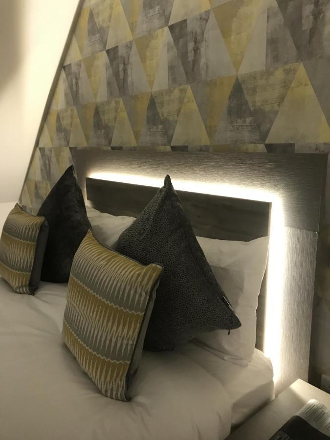 Sunset Apartment